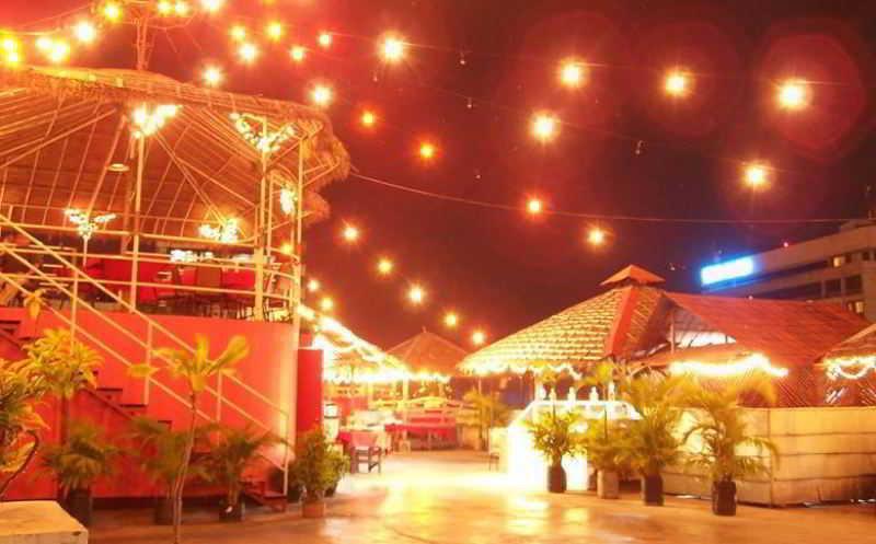 Holiday Plaza Hotel Cebu Екстер'єр фото