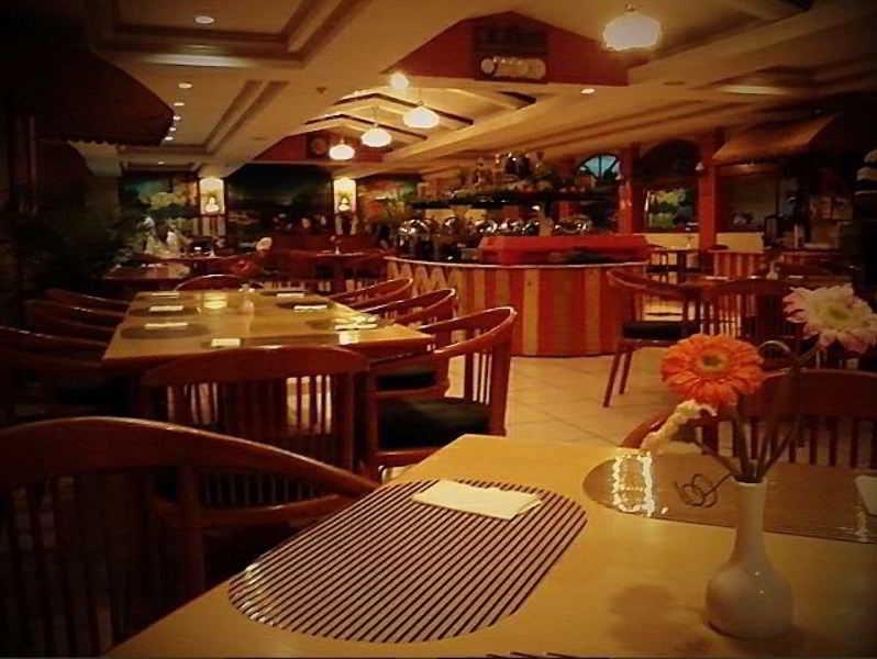 Holiday Plaza Hotel Cebu Екстер'єр фото